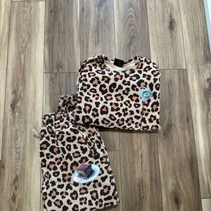 Mr. Eatwell x Heather McMahan tiramisu Leopard Print Lounge Set size large